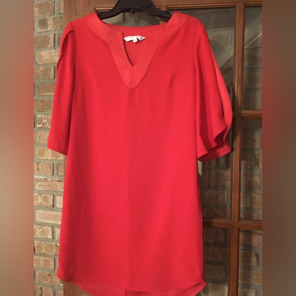 Trina Turk Dress Womens S Red V-Neck Tulip Sleeve dress